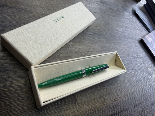 New rolex emerald - new,