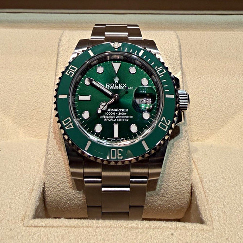 Rolex green submariner - submariner, date
