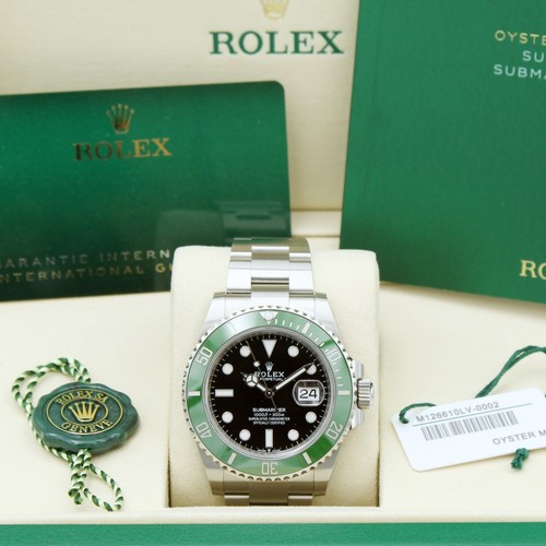 Rolex submariner date - rolex,